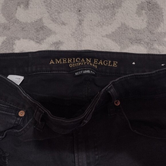 American Eagle black distressed denim shorts size 31 - Picture 5 of 7